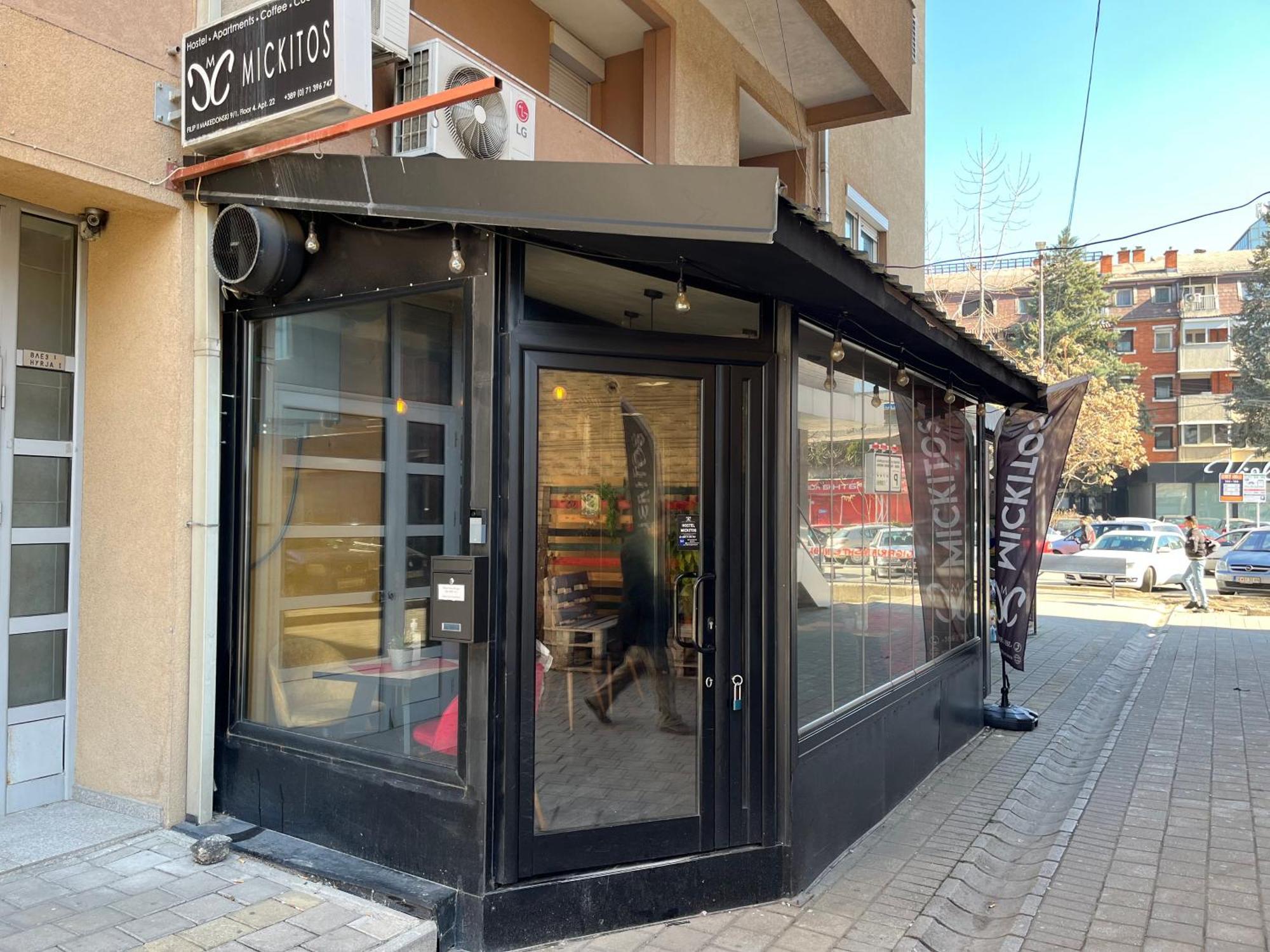 סקופיה Mickitos Urban Hostel מראה חיצוני תמונה