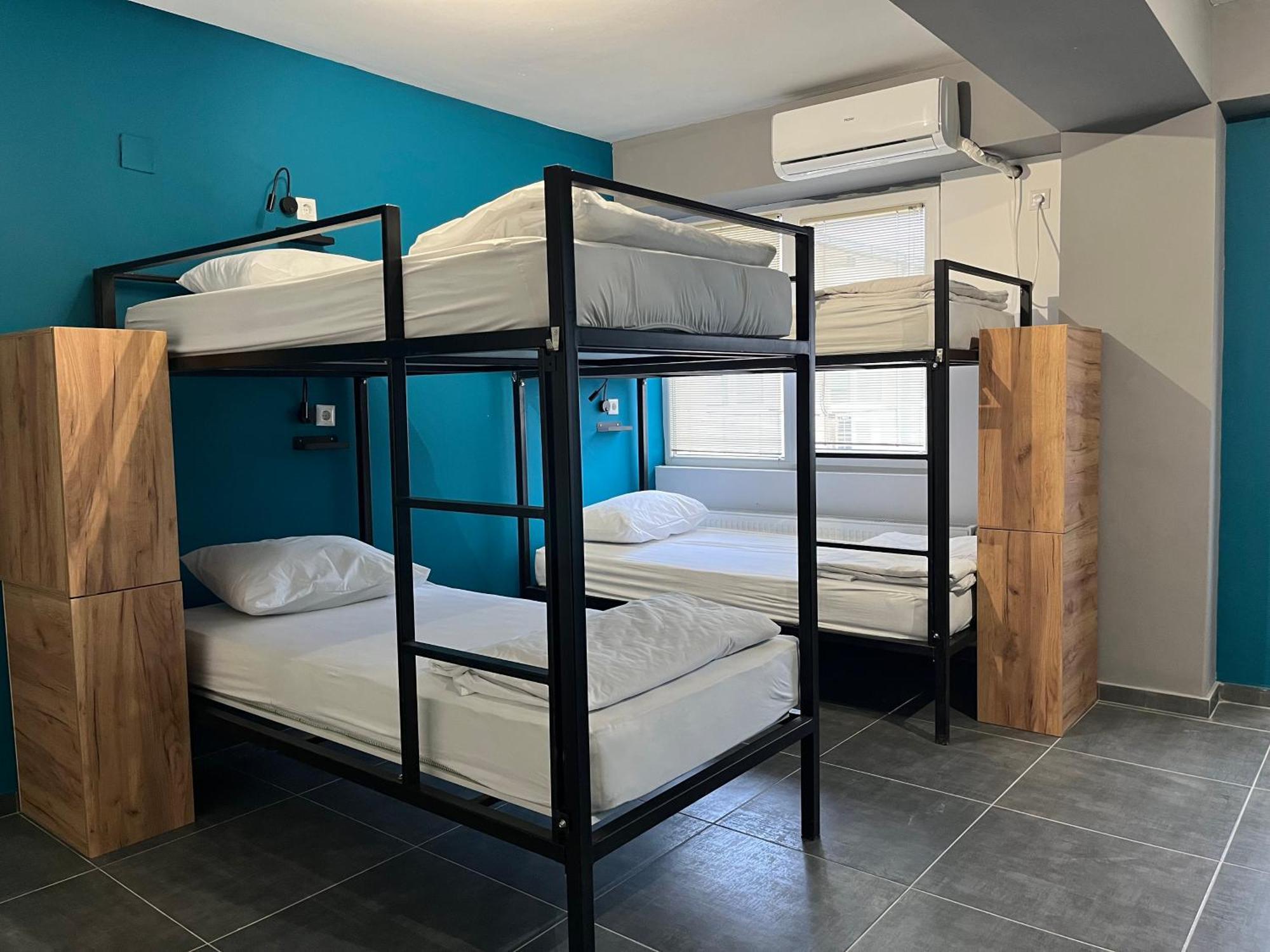 סקופיה Mickitos Urban Hostel מראה חיצוני תמונה