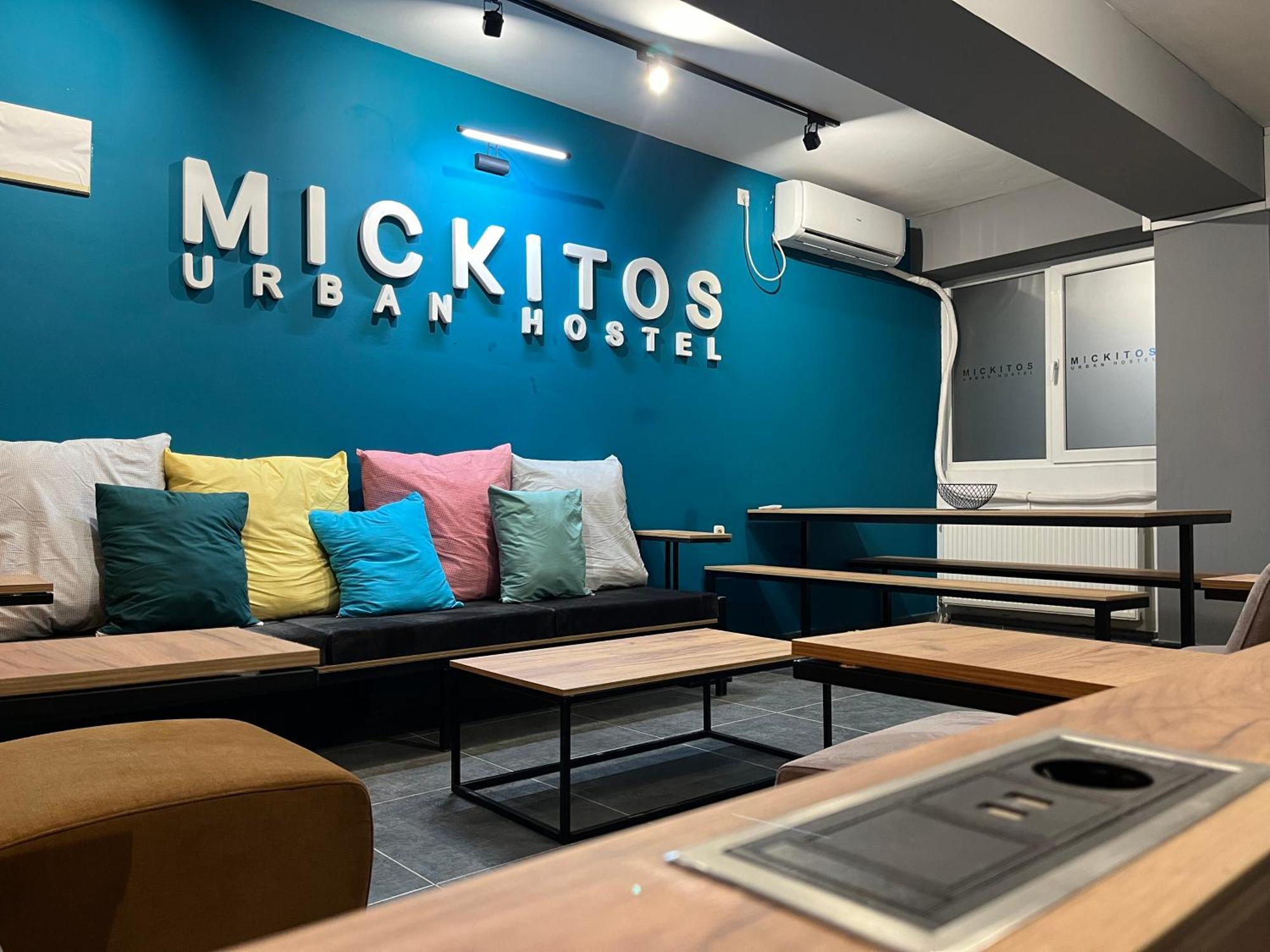 סקופיה Mickitos Urban Hostel מראה חיצוני תמונה