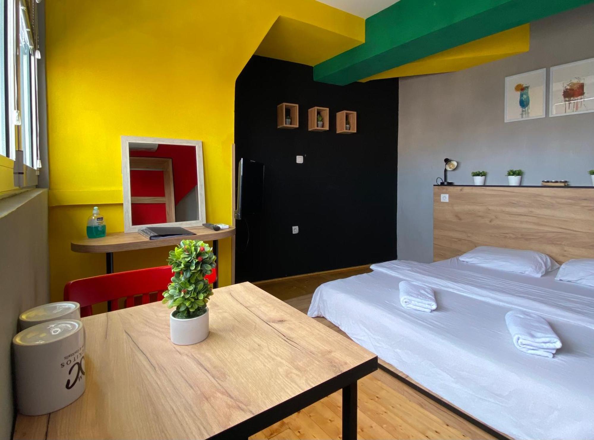 סקופיה Mickitos Urban Hostel חדר תמונה