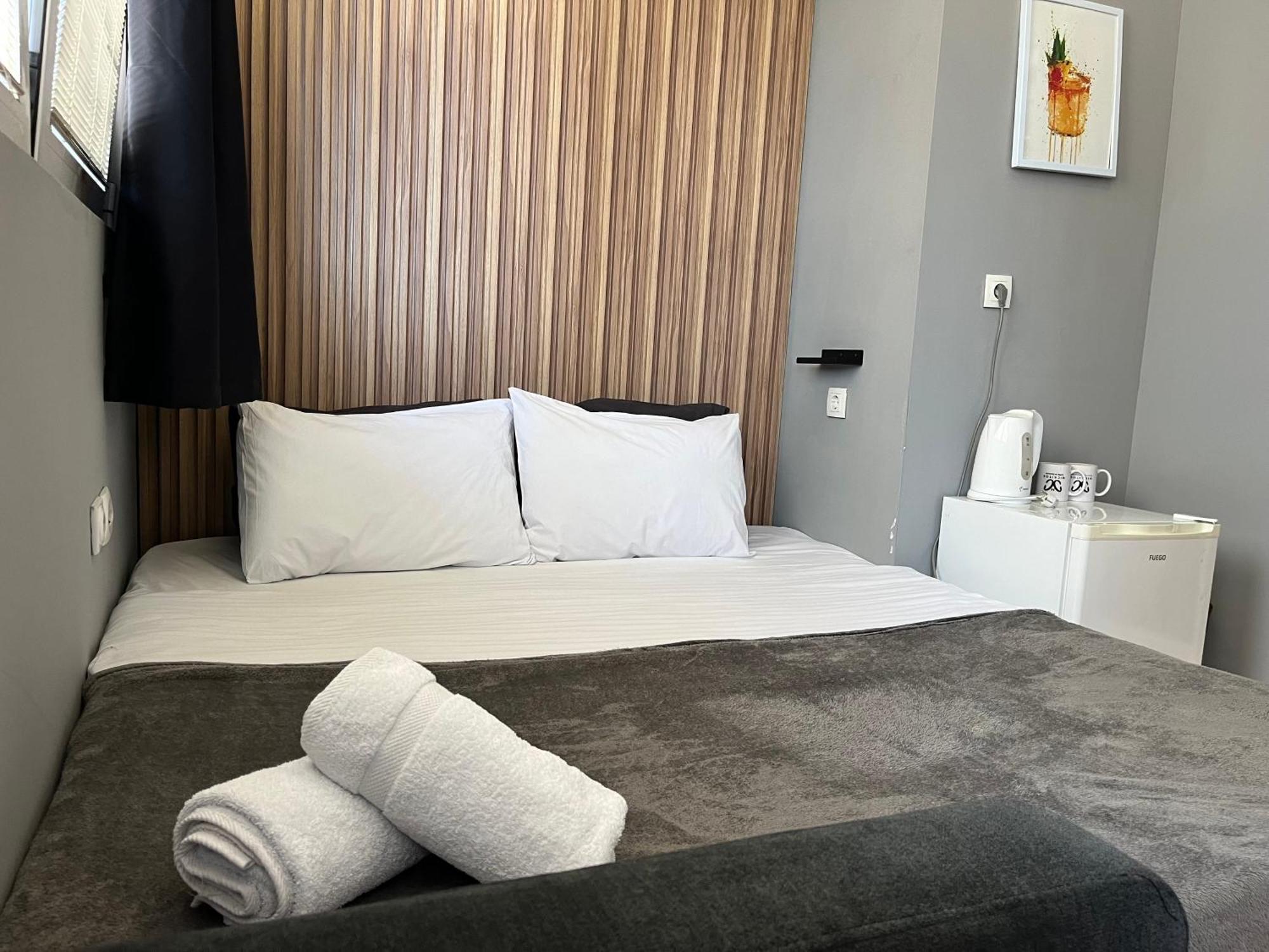 סקופיה Mickitos Urban Hostel מראה חיצוני תמונה