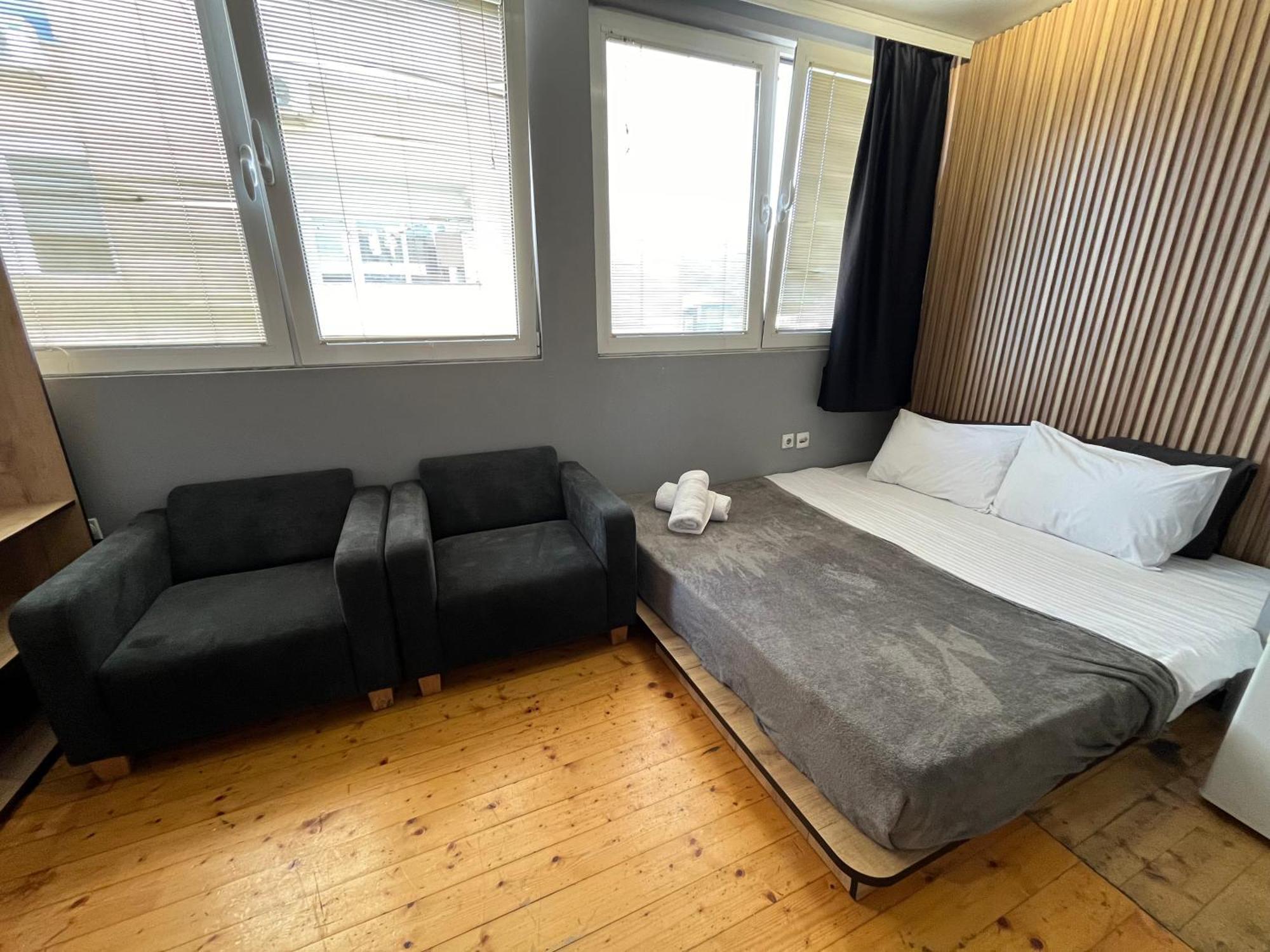 סקופיה Mickitos Urban Hostel חדר תמונה