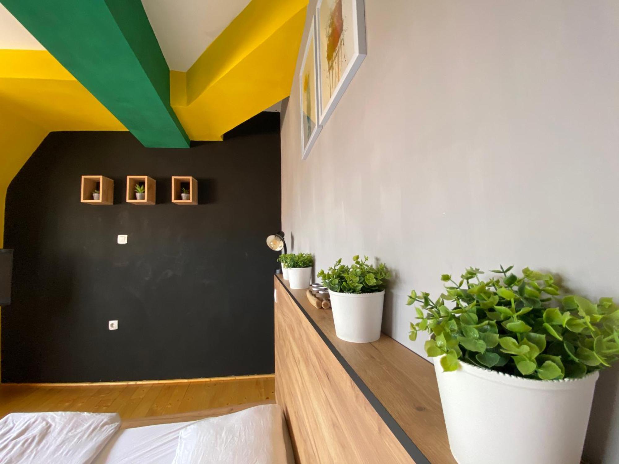 סקופיה Mickitos Urban Hostel חדר תמונה
