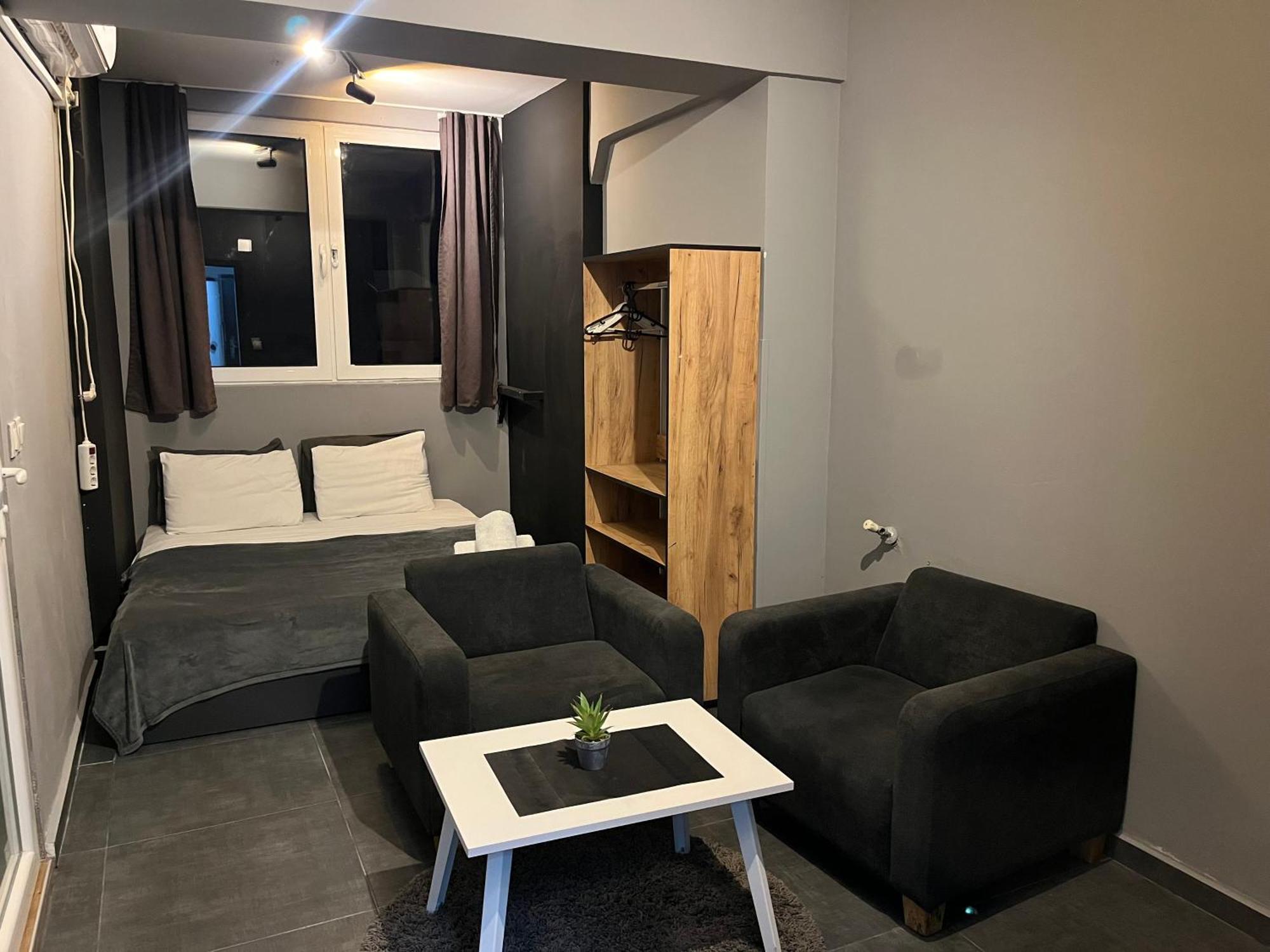 סקופיה Mickitos Urban Hostel חדר תמונה